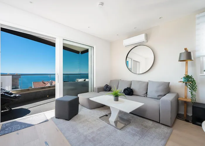 Luxury Apartment Marina With Private Parking