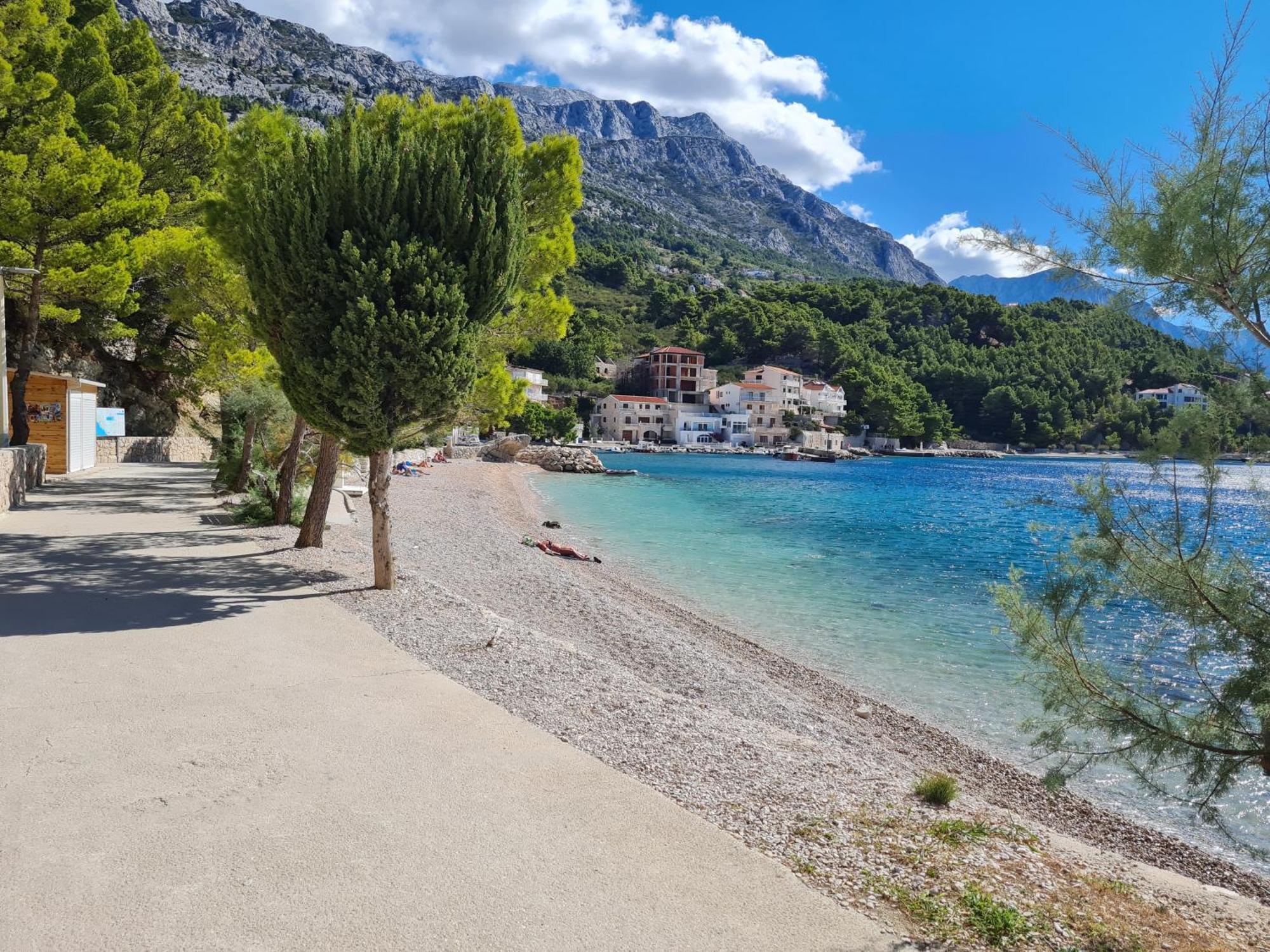 Luxury Marina With Private Parking Apartment